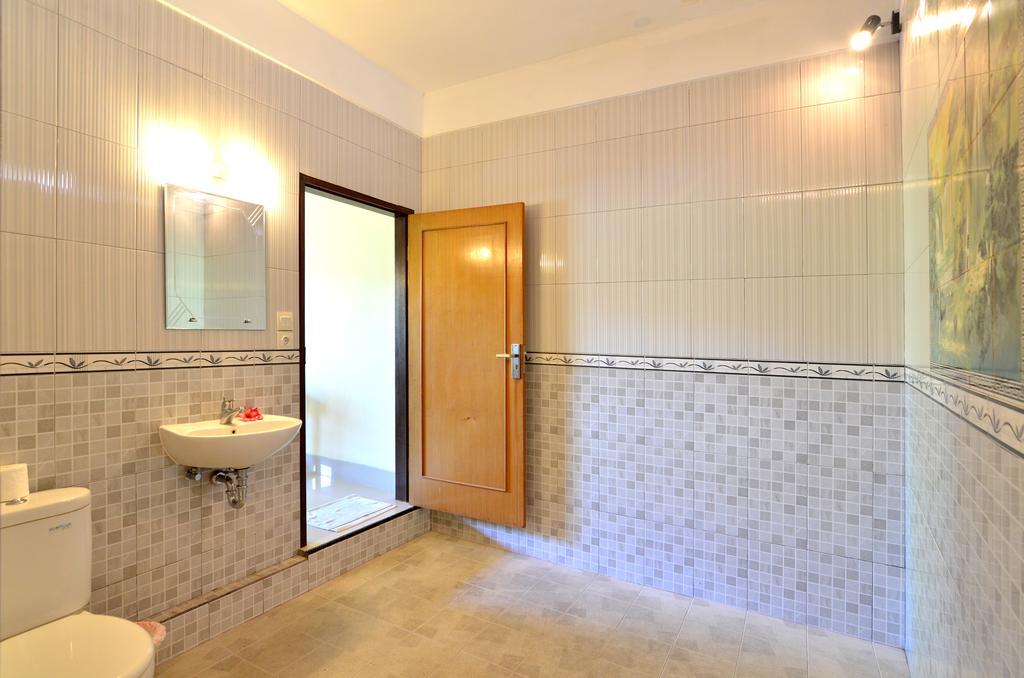 Arik Homestay Canggu Exterior foto